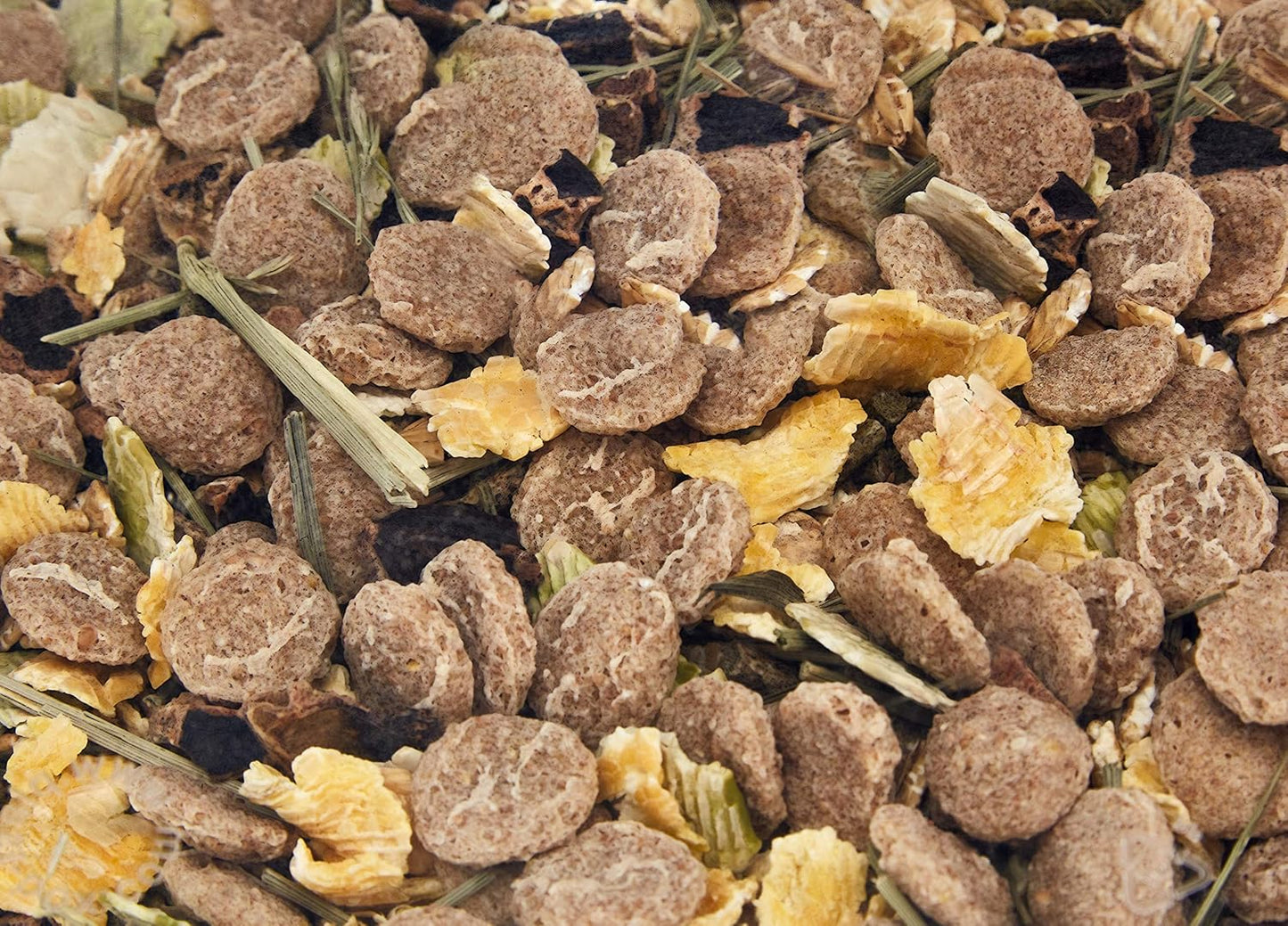 Extra Select Premium Rabbit Mix Bucket 5L - Balanced Complementary Feed with Pellets, Forage, Vitamins & Minerals (Packaging may vary)