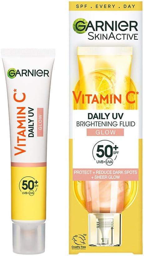 Garnier Vitamin C Brightening Serum for Face, with 4% Vitamin C, Niacinamide & Salicylic Acid, Brightens Skin, Reduces Dark Spots & Evens Skin Tone, Serum 30ml